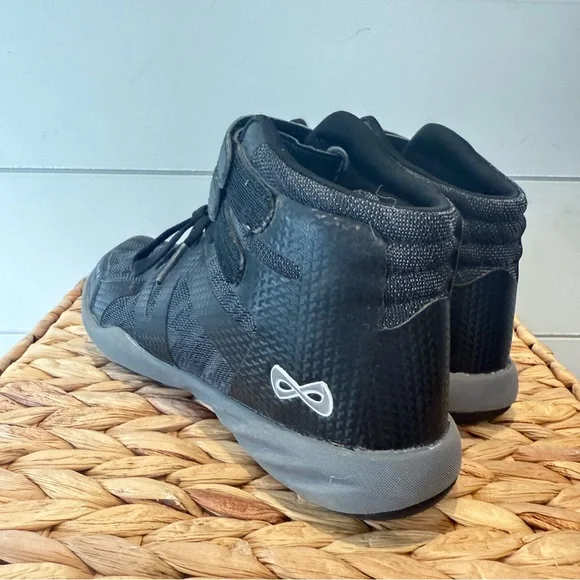 NFINITY Cheer Midnight Beast Mid Top Youth Girls Shoes, Size 4.5